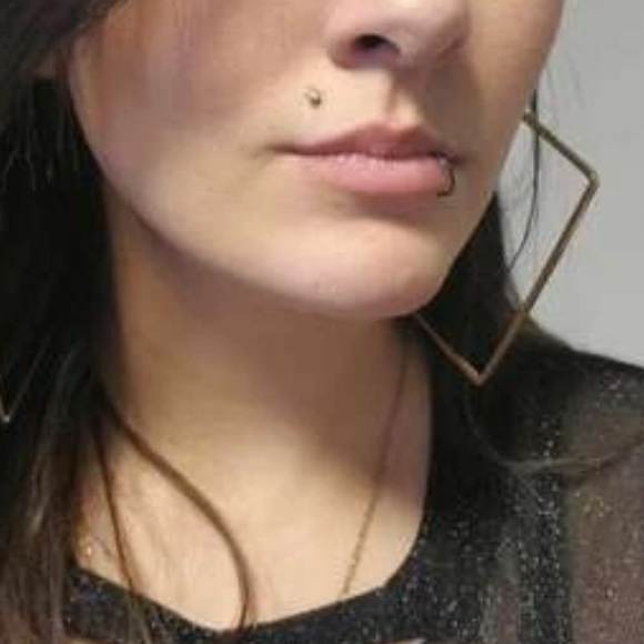 Oversized Open Diamond Hoop Gold Earrings - Picture 7 of 7